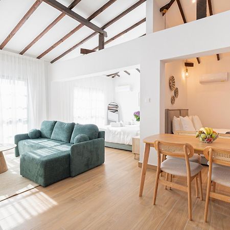Loft Centrale Paphos Bagian luar foto