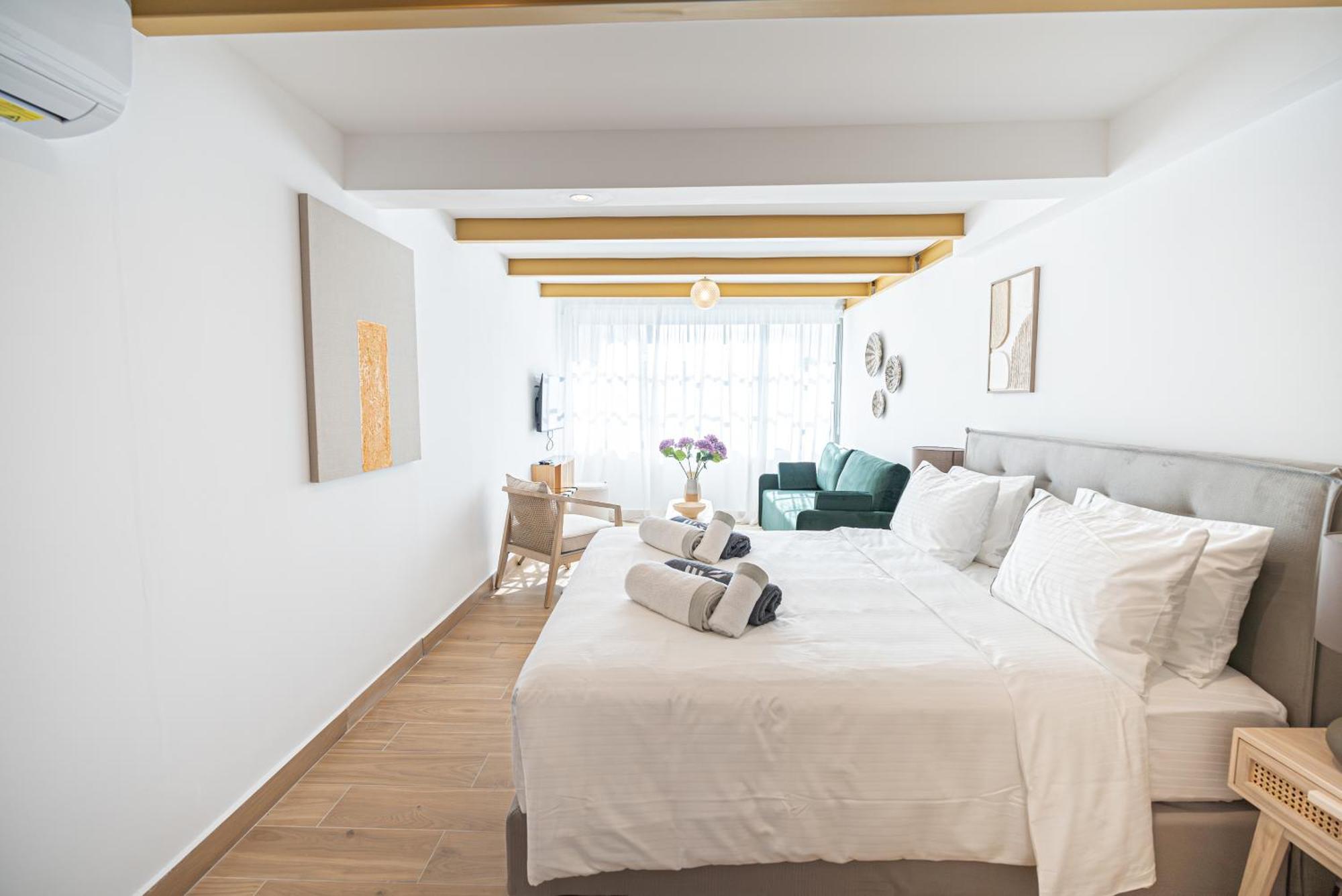 Loft Centrale Paphos Bagian luar foto