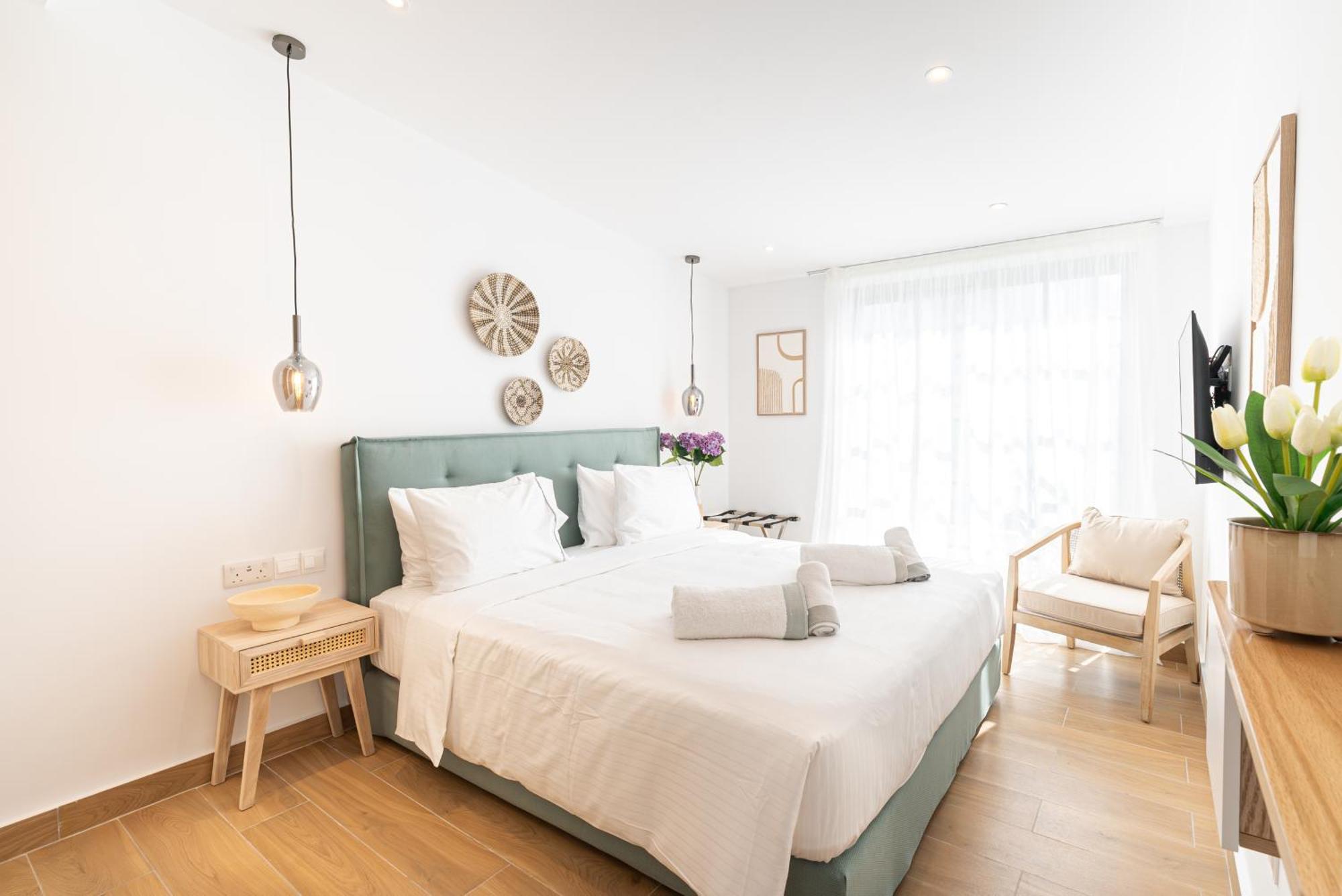 Loft Centrale Paphos Bagian luar foto
