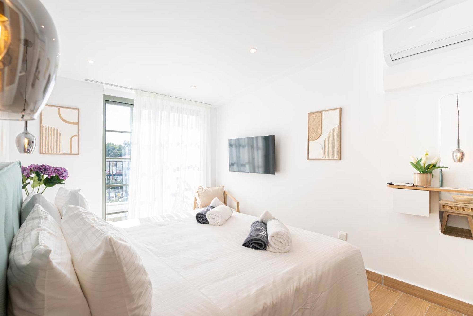 Loft Centrale Paphos Bagian luar foto